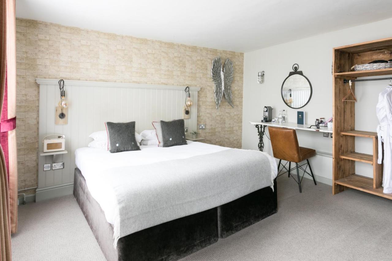 The Angel & Blue Pig Hotel Lymington Exterior foto